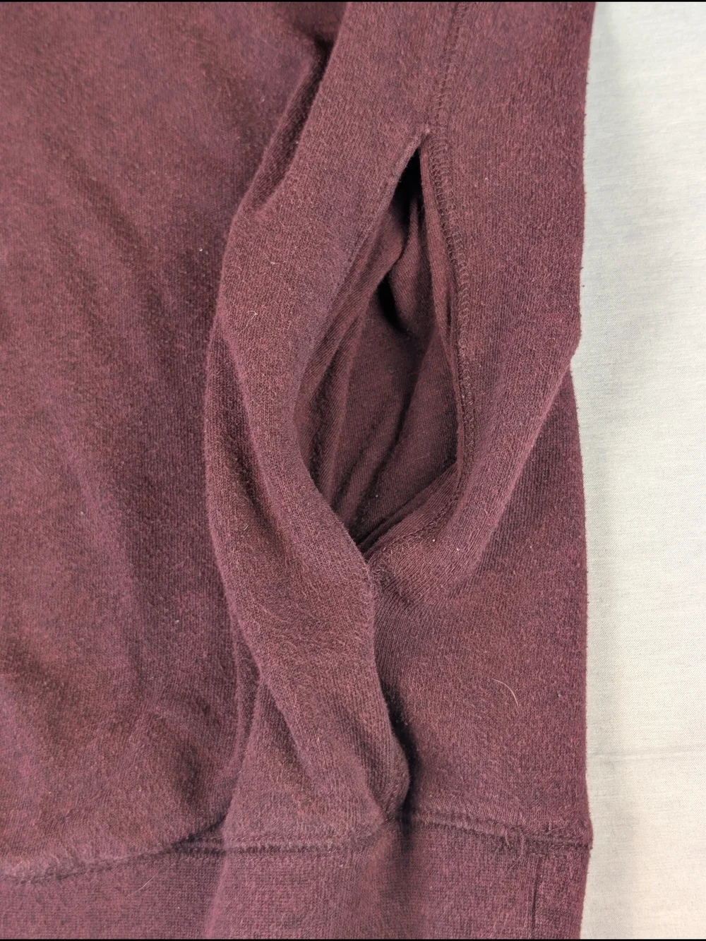 Y2K Fox Crew Neck‎ Moto Sweatshirt Men's L Maroon Front Pocket Metal Logo